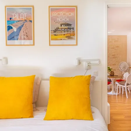 Apartament Guestready - Bright In Centre W/ Parking