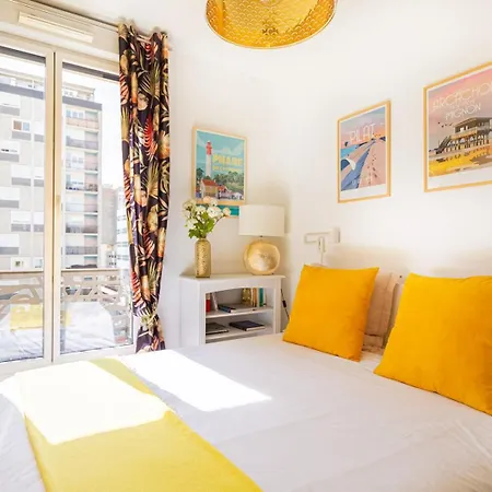 Guestready - Bright In Centre W/ Parking Apartament