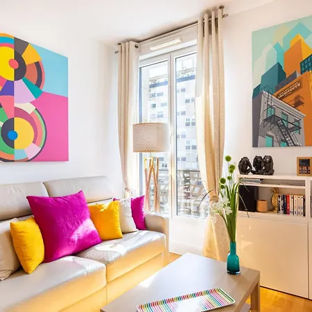 Apartament Guestready - Bright In Centre W/ Parking
