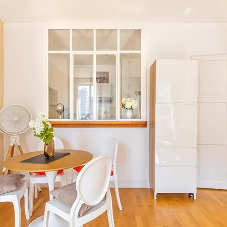 Apartament Guestready - Bright In Centre W/ Parking Bordeaux